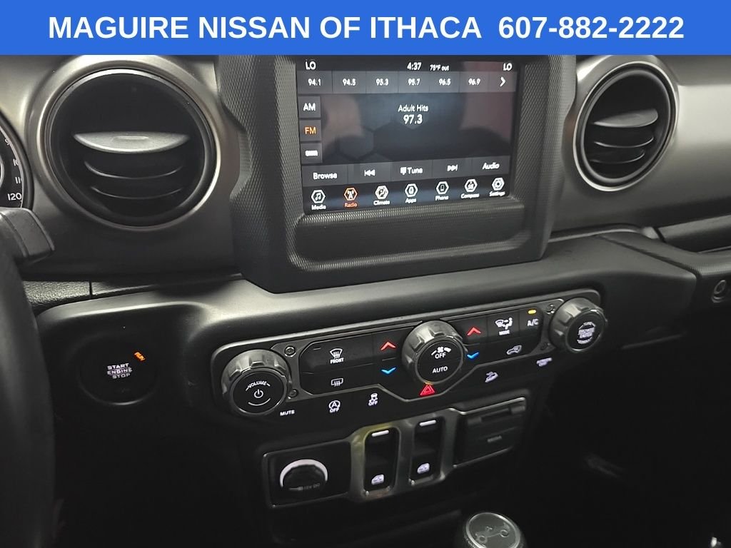 Used 2019 Gray Jeep Sport S image 23