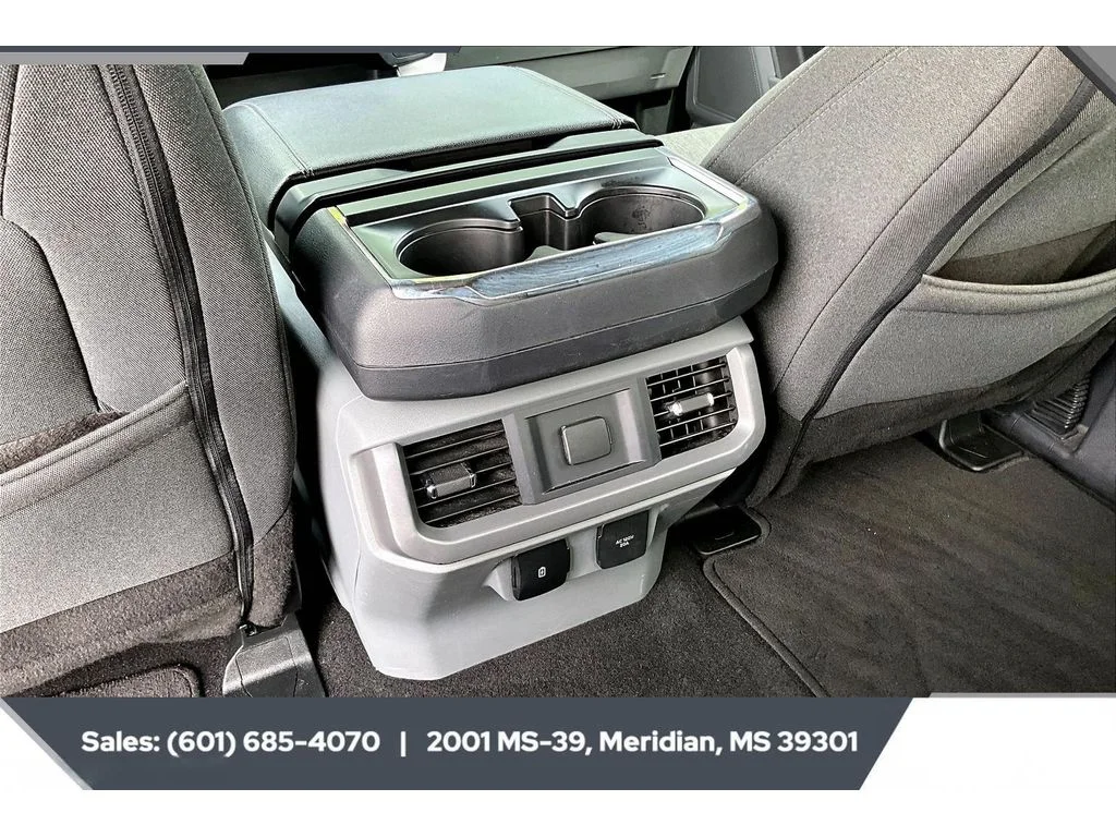 Used 2024 Agate Black Metallic Ford XLT image 24