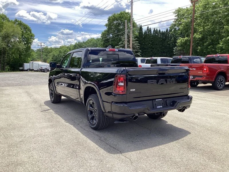 New 2026 Diamond Black Crystal Pearl-Coat Exterior Paint RAM Big Horn/Lone Star image 5