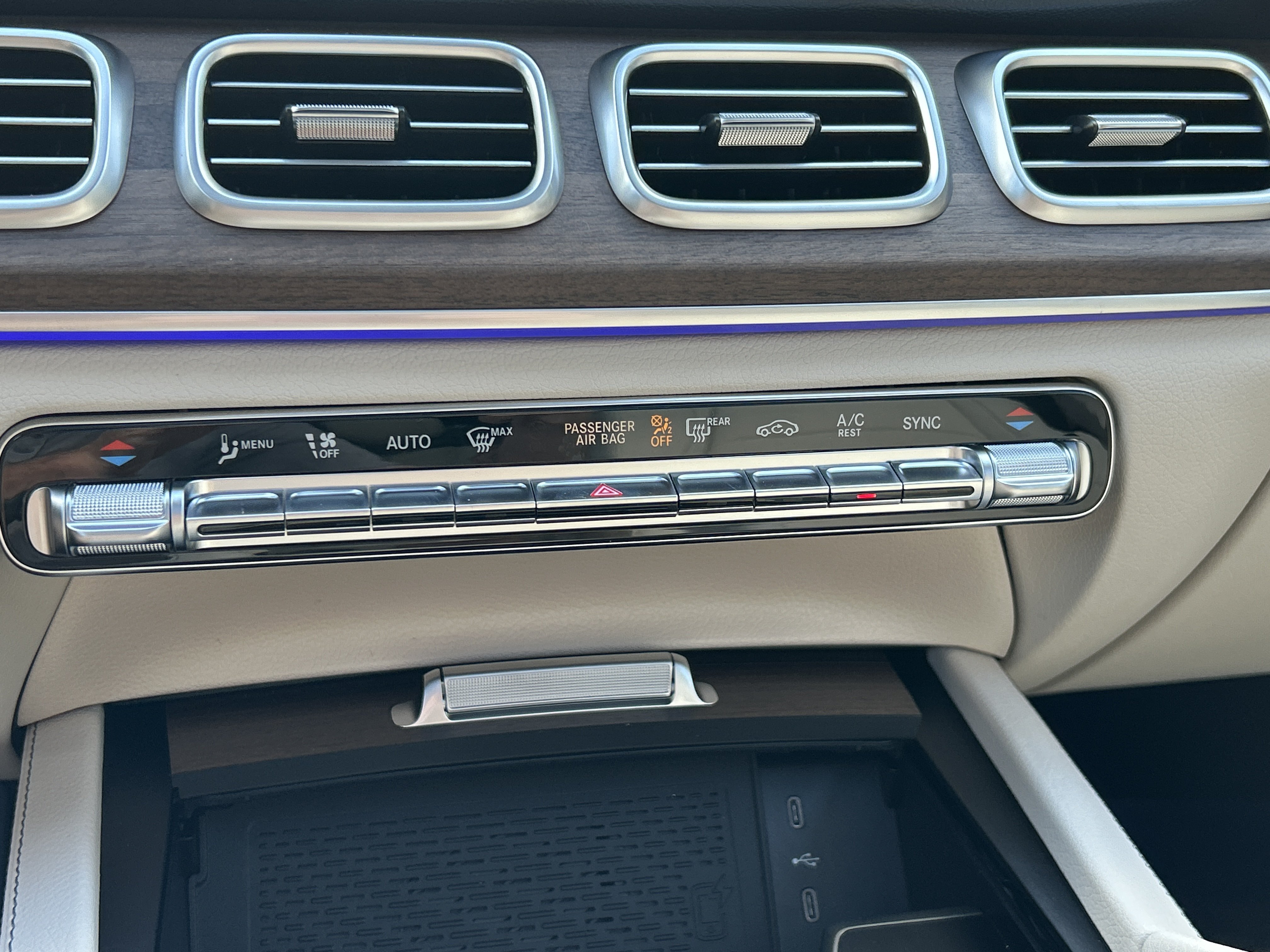 New 2026 Cirrus Silver Metallic Mercedes-Benz GLE 350 4MATIC® SUV image 29