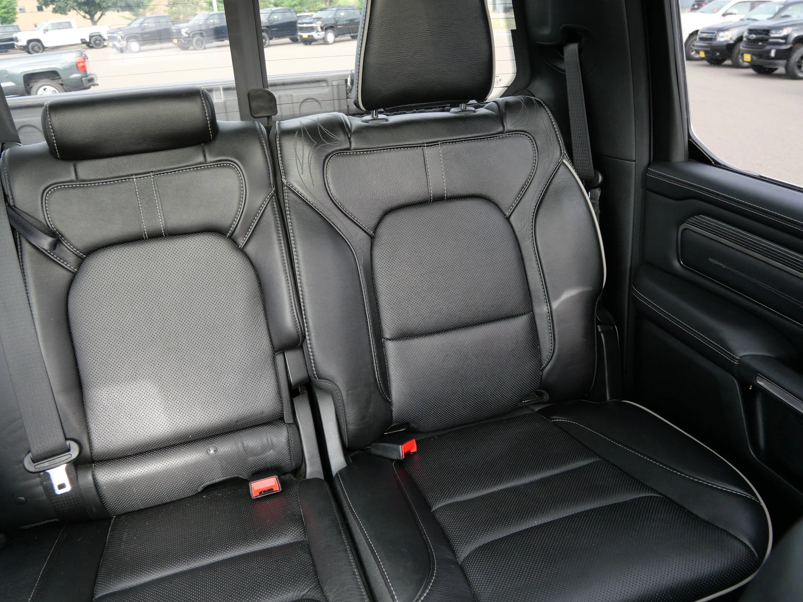 Used 2020 Diamond Black Crystal Pearlcoat Ram Limited image 14