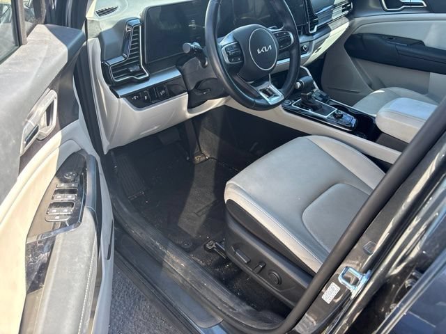 Certified Used 2025 Gravity Gray Kia EX image 2