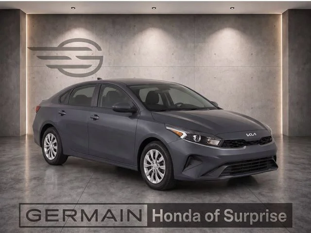 Used 2022 Gravity Gray Kia FE image 8