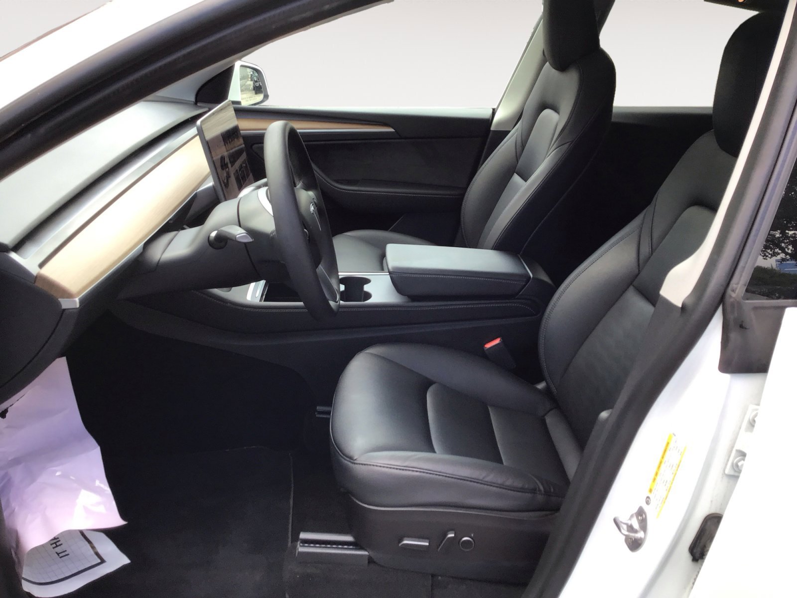 Used 2022 Pearl White Multi-Coat Tesla Performance image 21