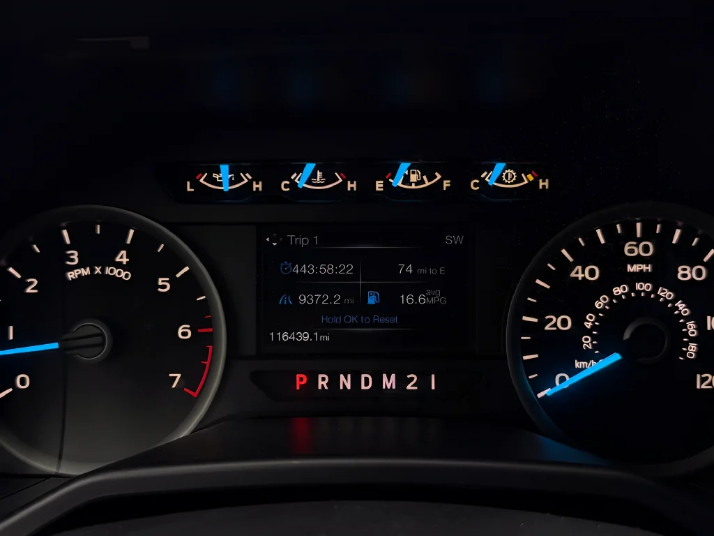 Used 2016 Blue Ford XLT image 12