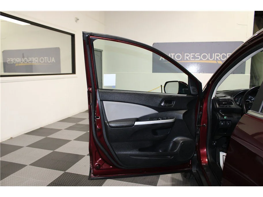 Used 2016 Burgundy Honda EX-L image 11