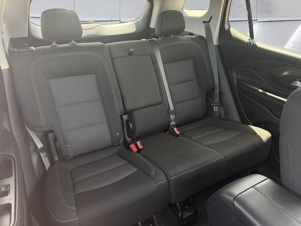 Used 2024 White GMC SLE image 16