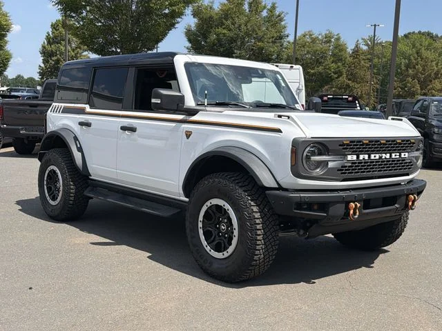 Used 2024 White Ford Badlands image 14