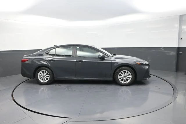 Used 2026  Toyota LE image 19