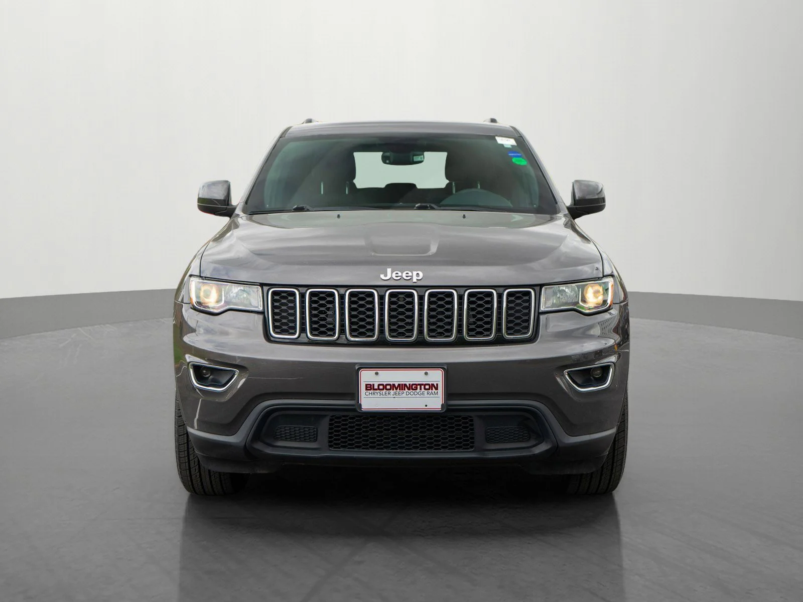Used 2017 Jeep Grand Cherokee Laredo E with VIN 1C4RJFAGXHC853955 for sale in Minneapolis, Minnesota