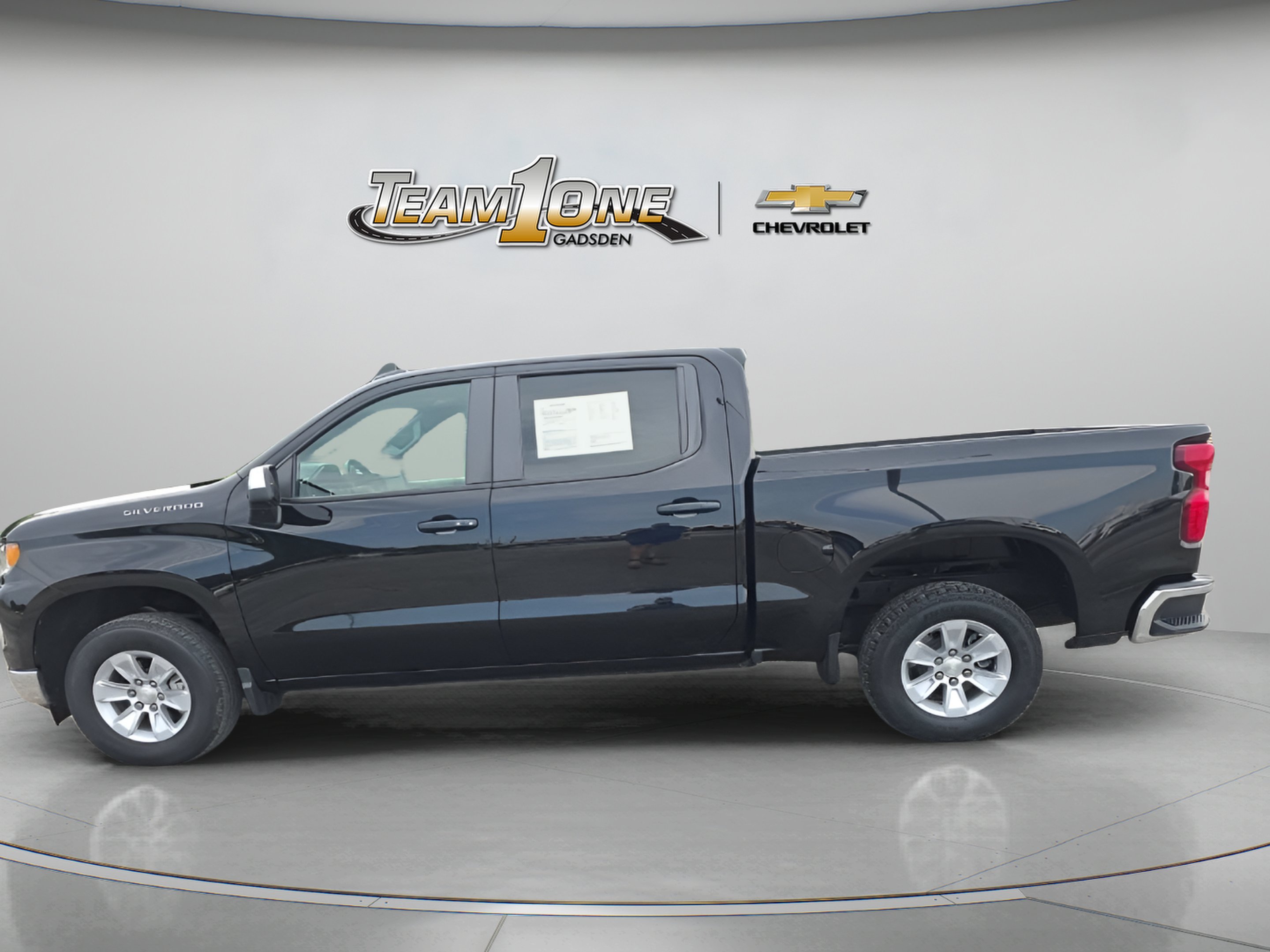 Used 2023 Black Chevrolet LT image 4
