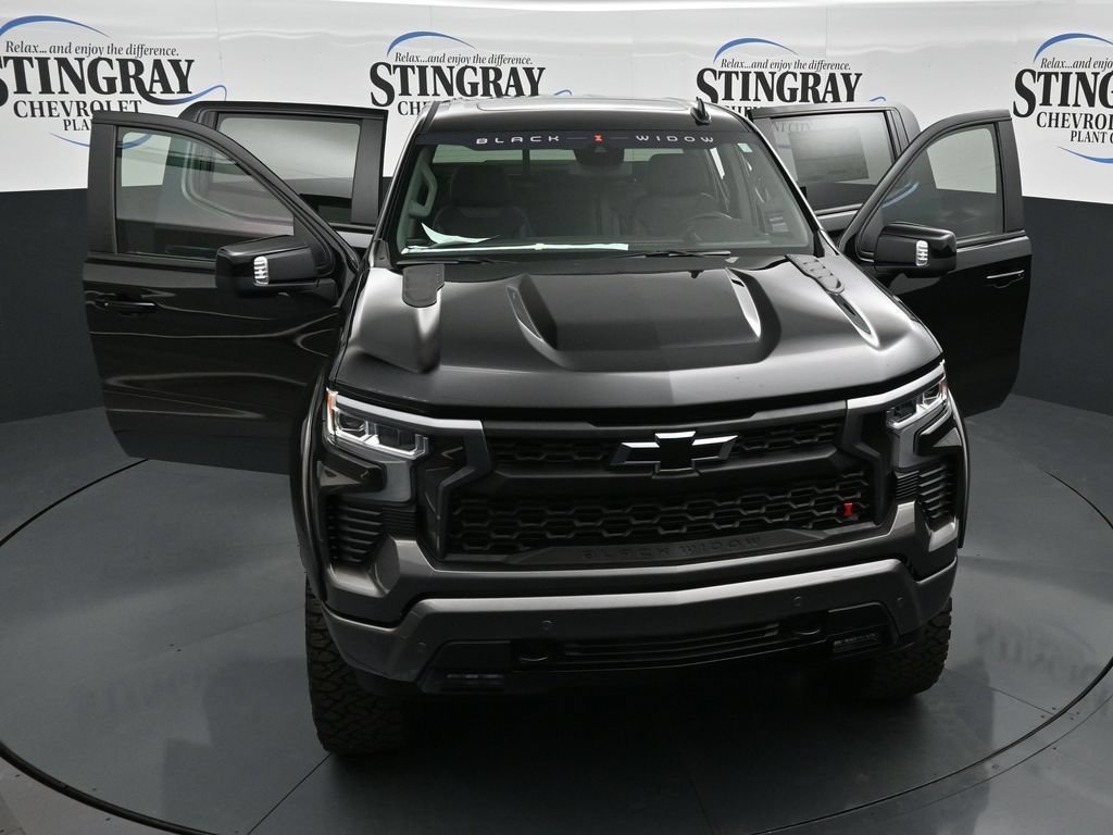 New 2026 Black Chevrolet RST image 34