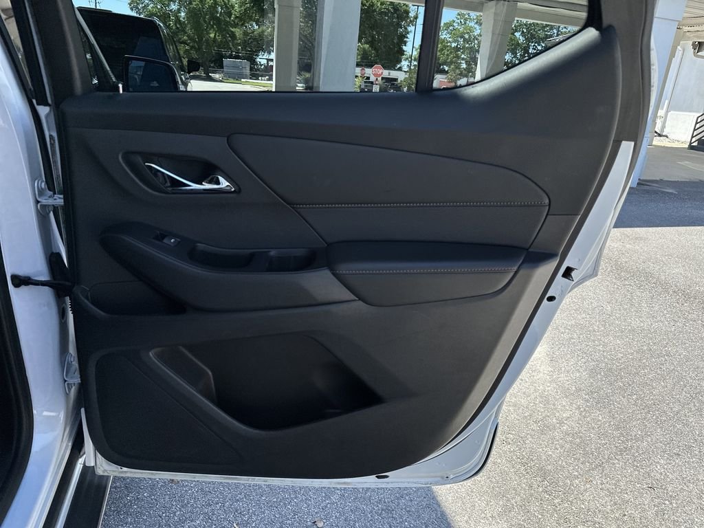Used 2019 Beige Chevrolet Premier image 33