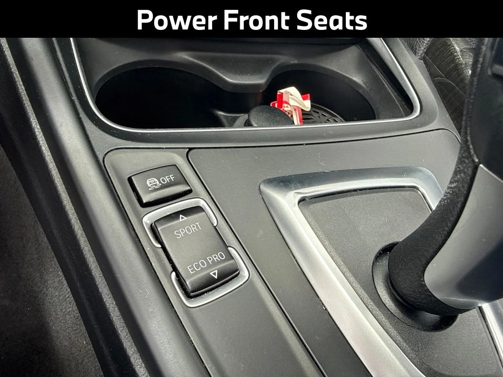 Used 2018 Black BMW 320i xDrive image 17