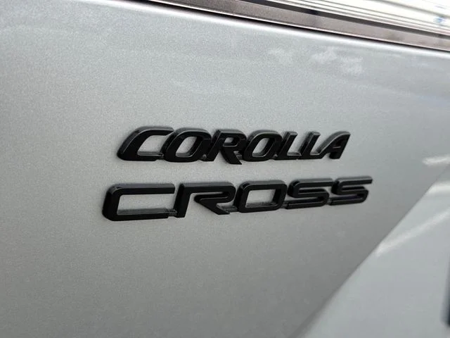 Used 2023 Silver Toyota Hybrid S image 13