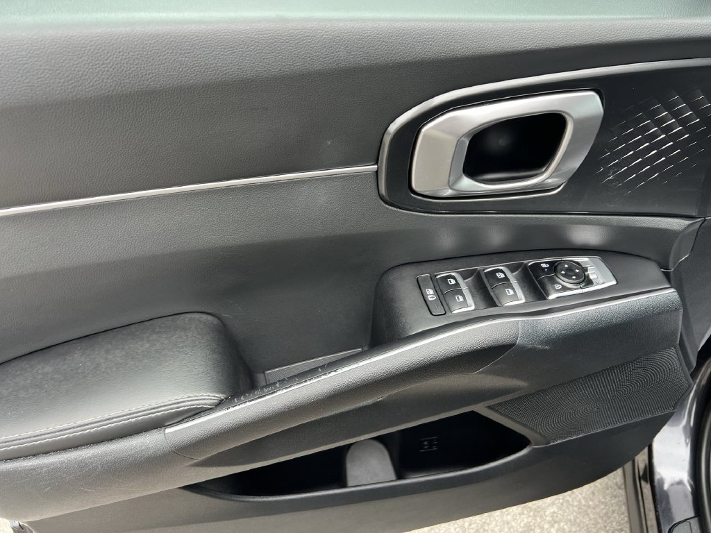 Used 2025 Gray Kia S image 15