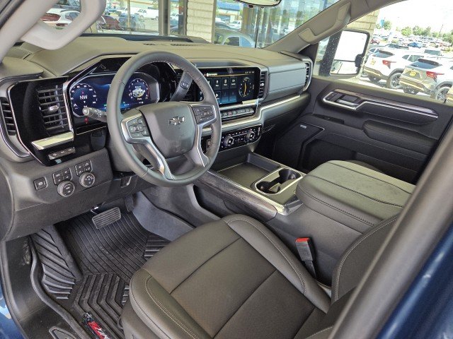 2026 Chevrolet Silverado 3500 HD LTZ - Photo 36