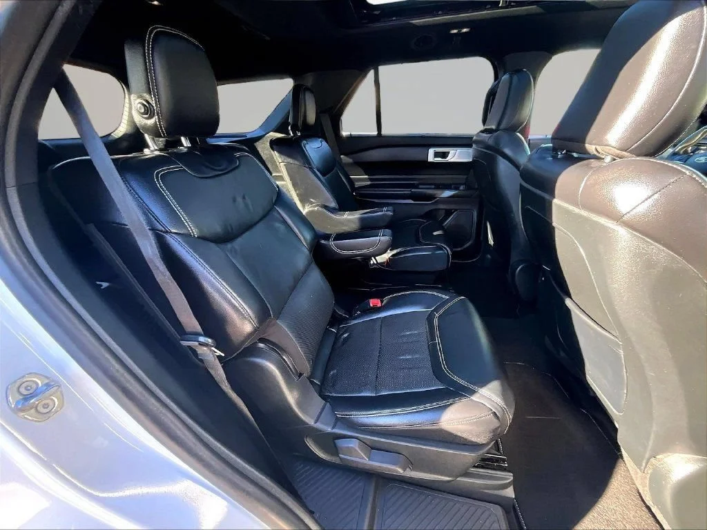 Used 2020 White Metallic Ford ST image 27