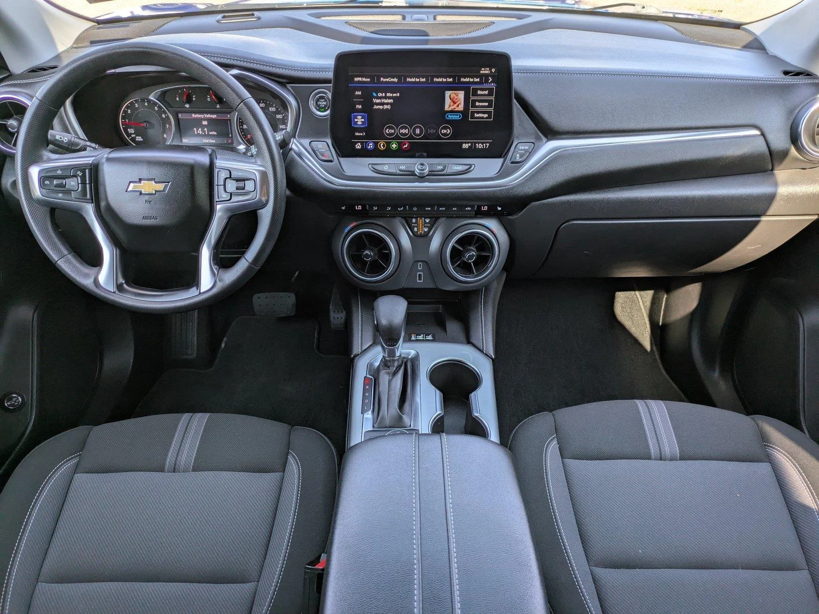 Used 2025 Riptide Blue Metallic Chevrolet LT image 15