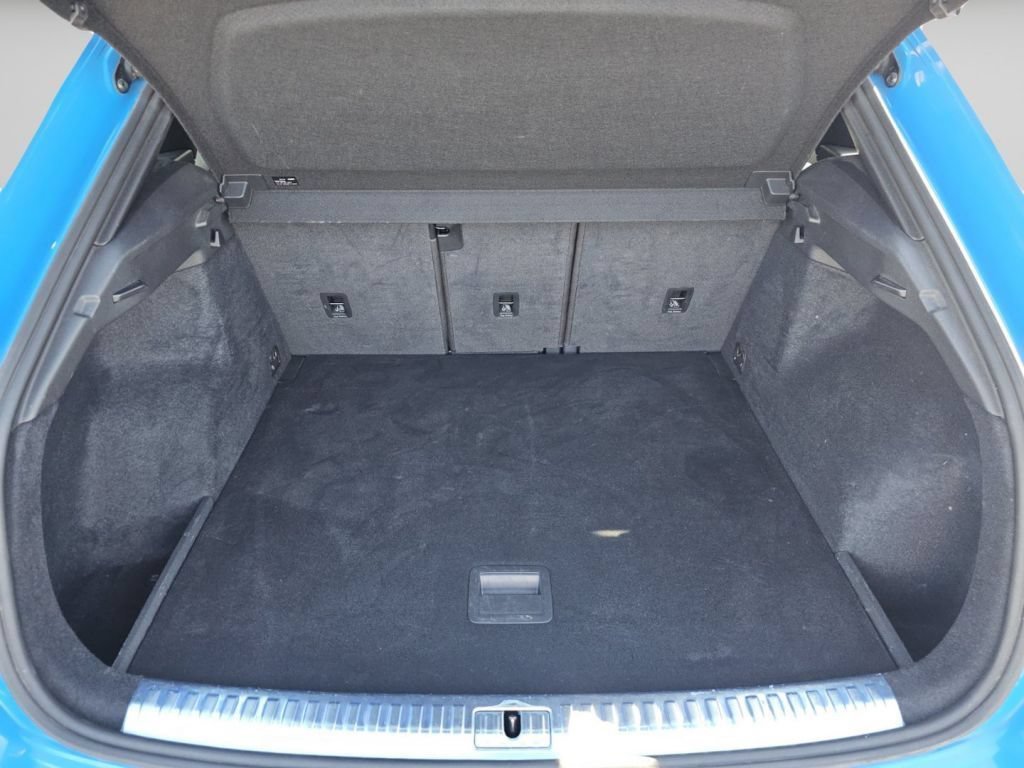 Used 2022 Blue Audi Premium Plus image 27