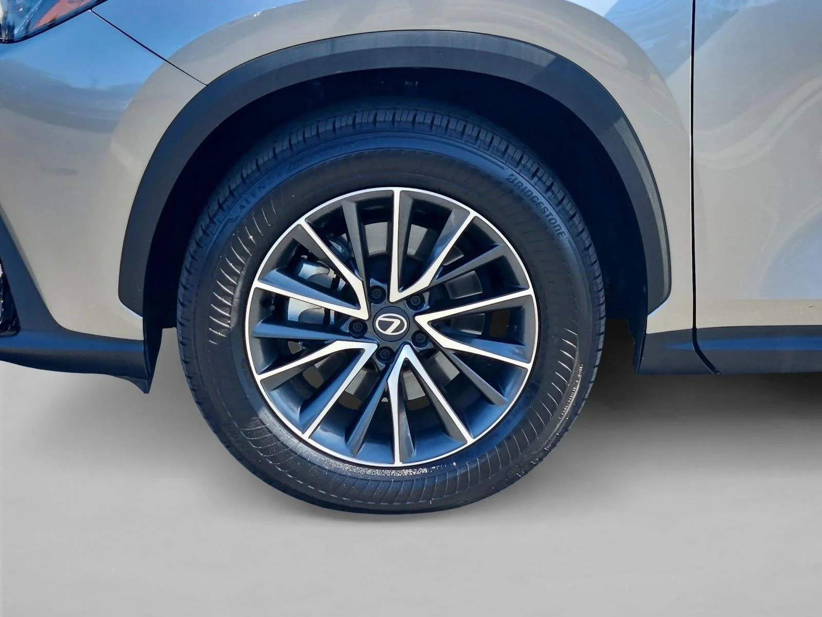 Used 2026 Atomic Silver Lexus NX 350 Premium image 24