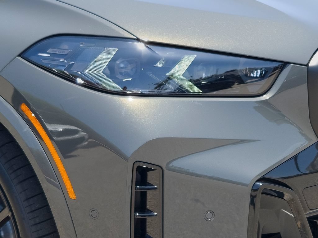 New 2026 Dravit Grey Metallic BMW M60i image 6
