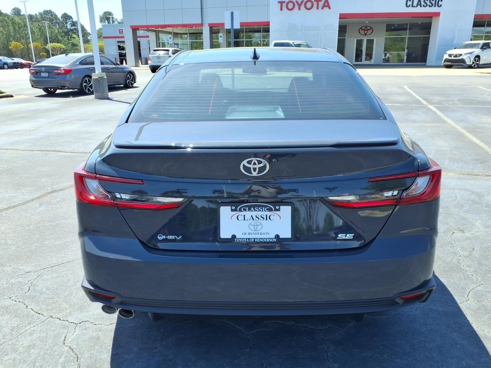 Used 2025 Underground Toyota SE image 10