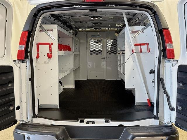 2025 GMC Savana Cargo Work Van - Photo 52