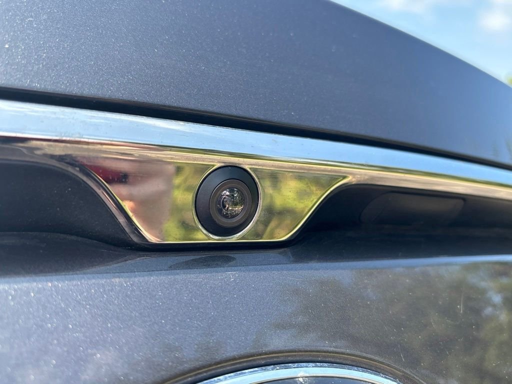 Used 2019 Gray Kia Technology image 21