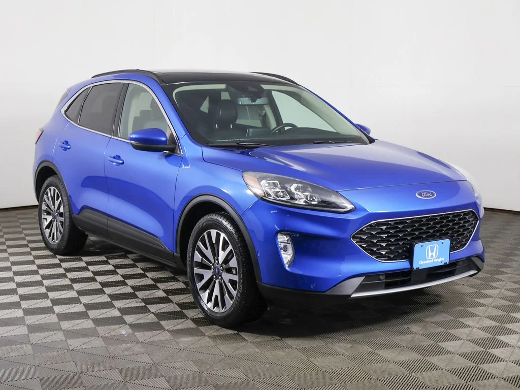 Used 2020 Ford Escape Titanium with VIN 1FMCU9J98LUB29535 for sale in Cleveland Heights, OH
