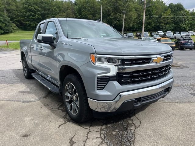 Used 2024 Gray Chevrolet LT image 3