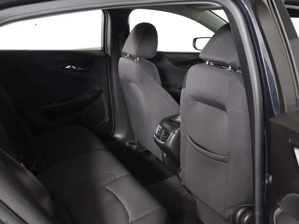 Used 2023 Gray Chevrolet LT image 24