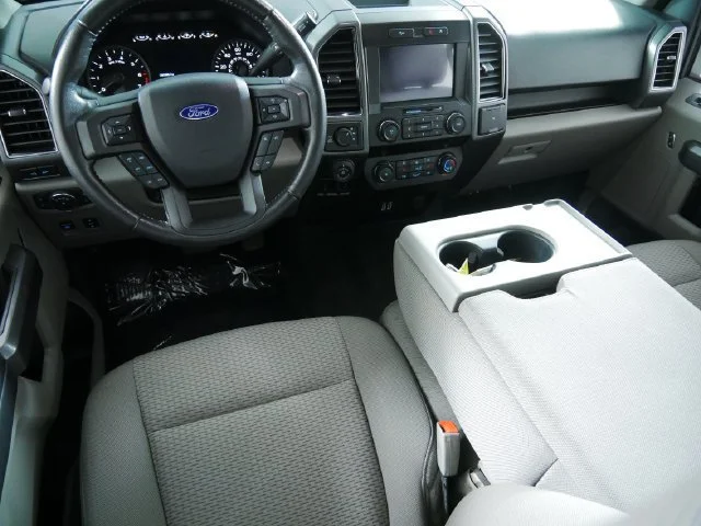 Certified Used 2020 Black Ford XLT image 4