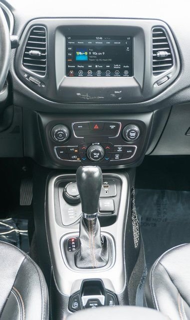 Used 2019 Black Jeep Latitude image 16