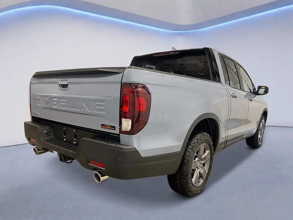 New 2026 Sonic Gray Pearl Honda TrailSport image 5
