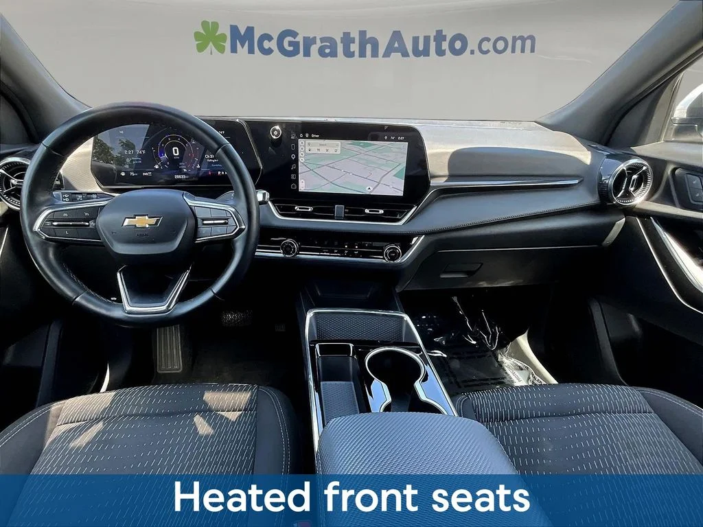 Used 2025 White Chevrolet LT image 10