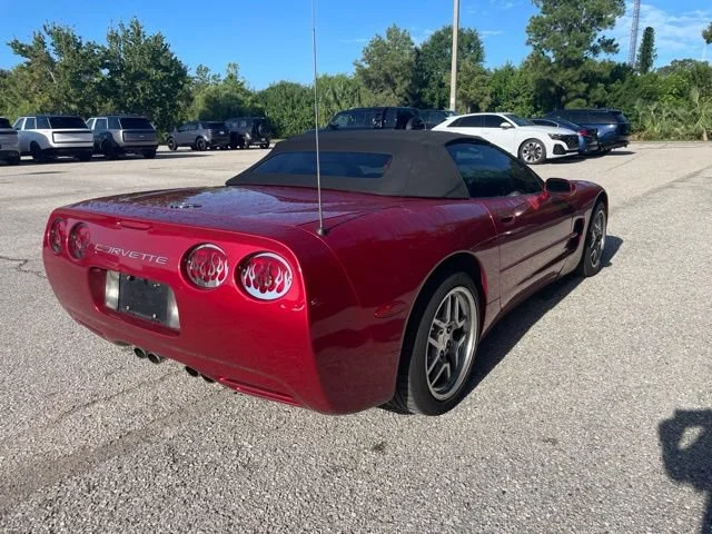 Used 2002 Magnetic Red Metallic II Chevrolet Base image 2