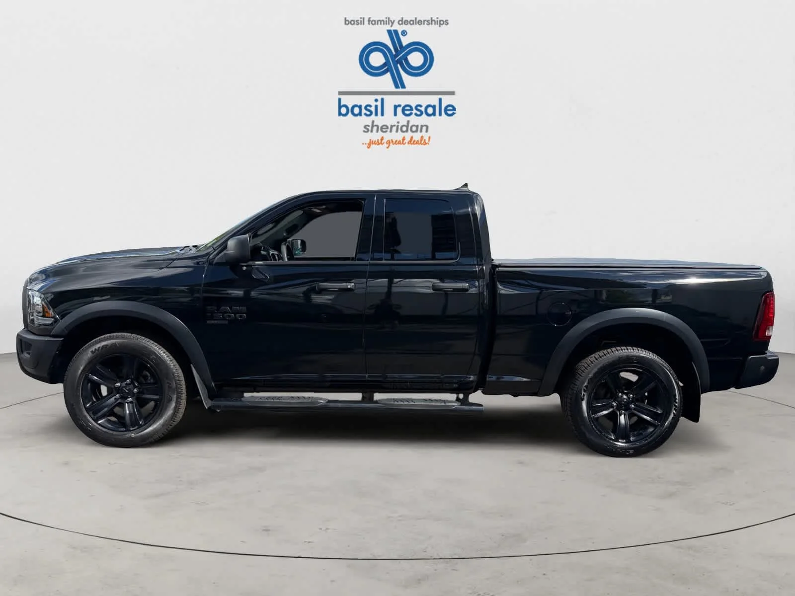 Used 2021 Diamond Black Crystal Pearlcoat Ram Warlock image 3