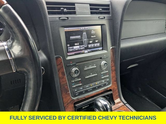 Used 2015 Black Lincoln Base image 22