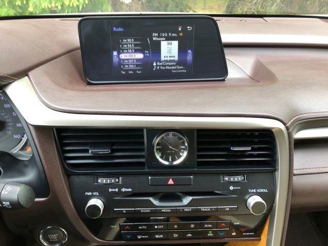 Used 2019 White Lexus 350 image 32