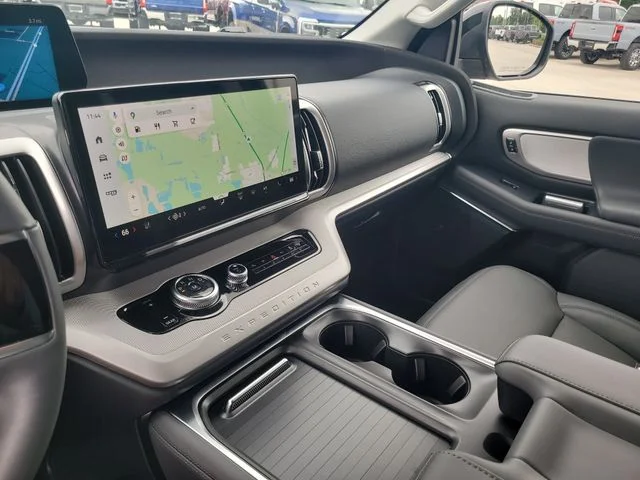 New 2027 Black Metallic Ford Active image 25