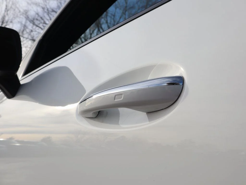 New 2026 Polar White Mercedes-Benz GLC 43 AMG® image 12