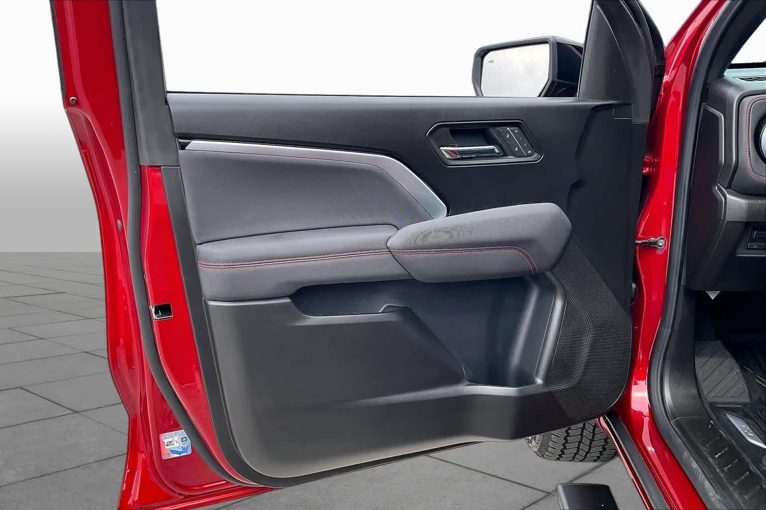 Used 2025 Radiant Red Tintcoat Chevrolet 4WD Z71 image 20