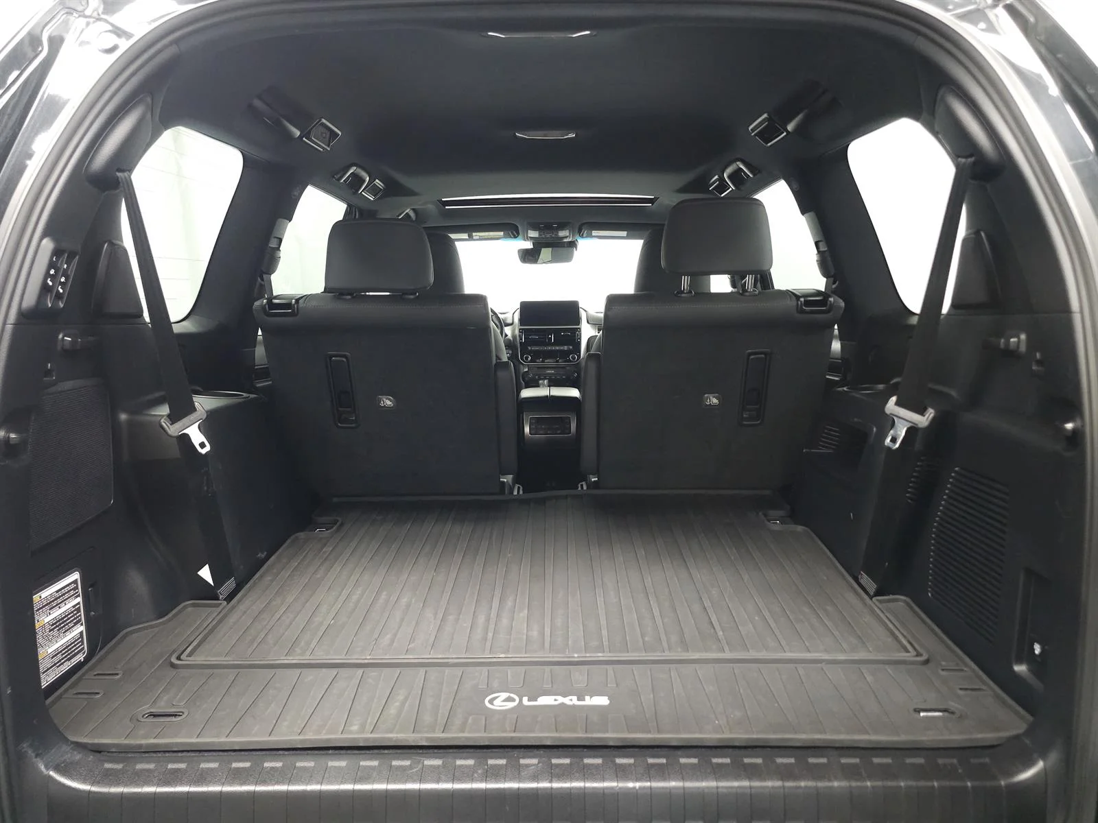 Used 2023 Black Lexus 460 image 12