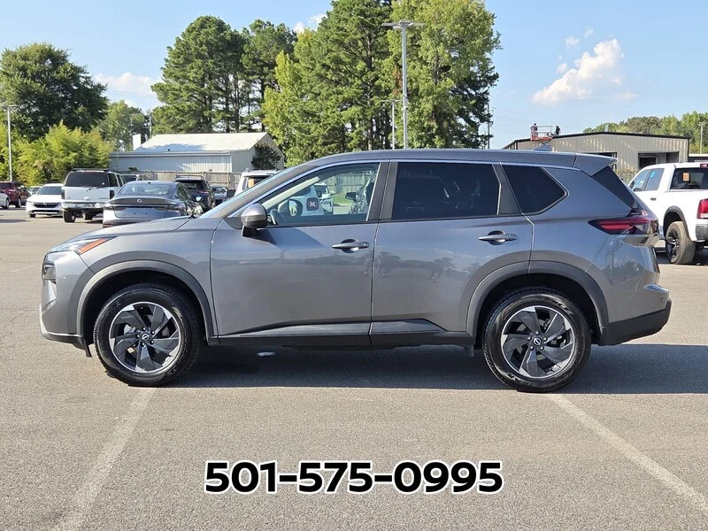 Used 2025 Gun Metallic NISSAN AWD SV image 2