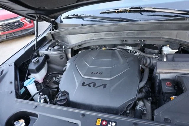 Used 2025 Black Kia EX X-Line image 48