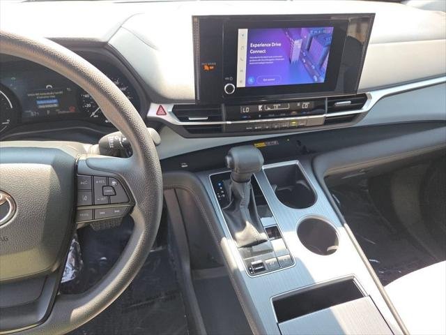 Certified Used 2025 MAGNETIC GRAY MET. Toyota  image 30
