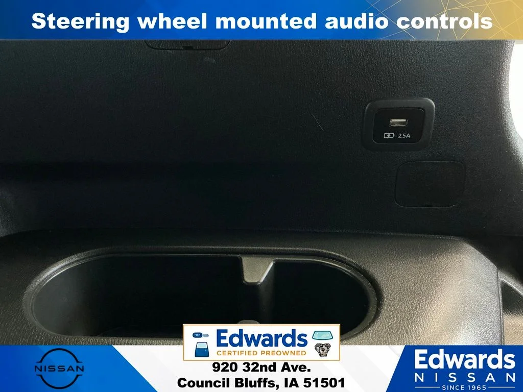 Used 2021 White Mazda Grand Touring image 16