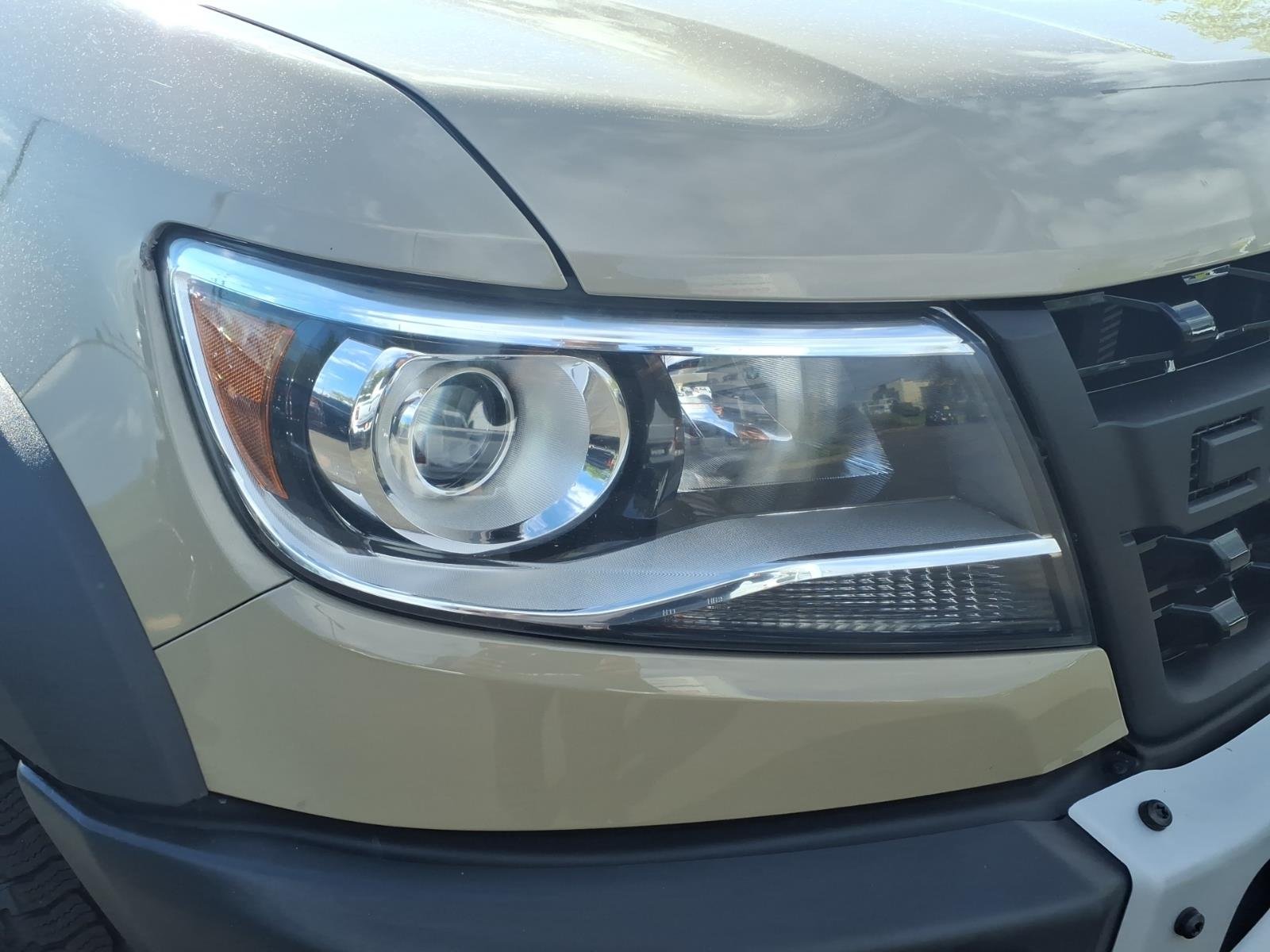 Used 2022 Beige Chevrolet ZR2 image 12