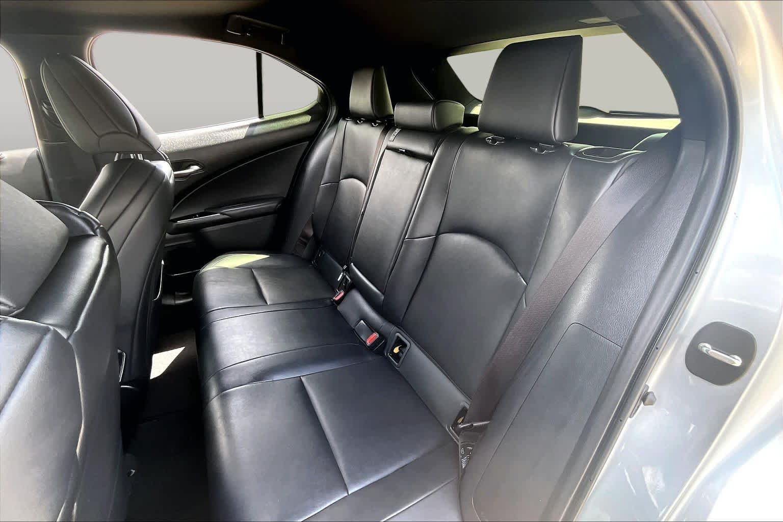 Used 2023 Iridium with Obsidian Roof Lexus F SPORT Handling image 20